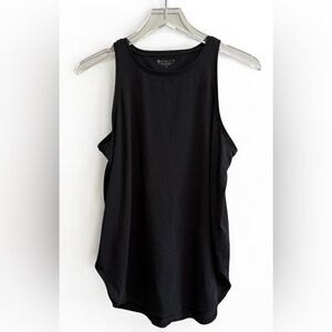 Athleta Focused Essence Semi Fit Tank Size Small Black✨